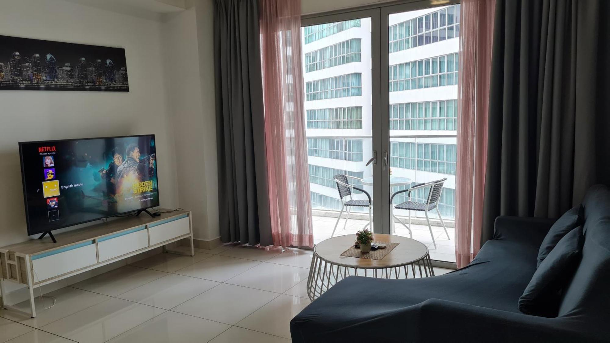 Hostel At Regalia Residence — Photos 1